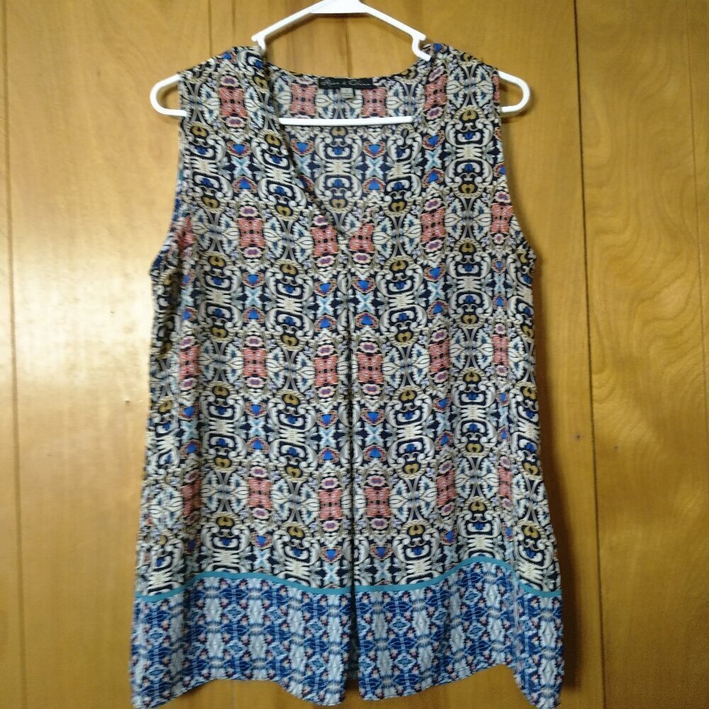 ROSE & OLIVE Sleeveless Lightweight Boho Floral Paisley Print Top Size Small